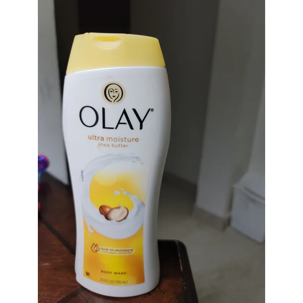 Olay Ultra Moisture Shea Butter in 700 ml retail packaging