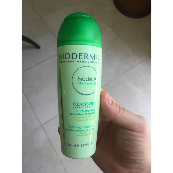 Bioderma Nodé A Shampooing in 200 ml retail packaging