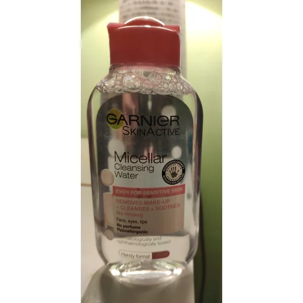 Garnier Micellar Cleansing Water in 125 ml retail packaging