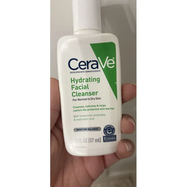 CeraVe Hydrating Facial Cleanser in 3 FL OZ (87ml) retail packaging