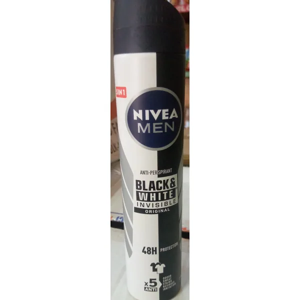 NIVEA Black and white in 200 ml retail packaging