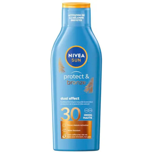 NIVEA Sun Protect & Bronze SPF30 Zonnebrandlotion in 200 ml retail packaging
