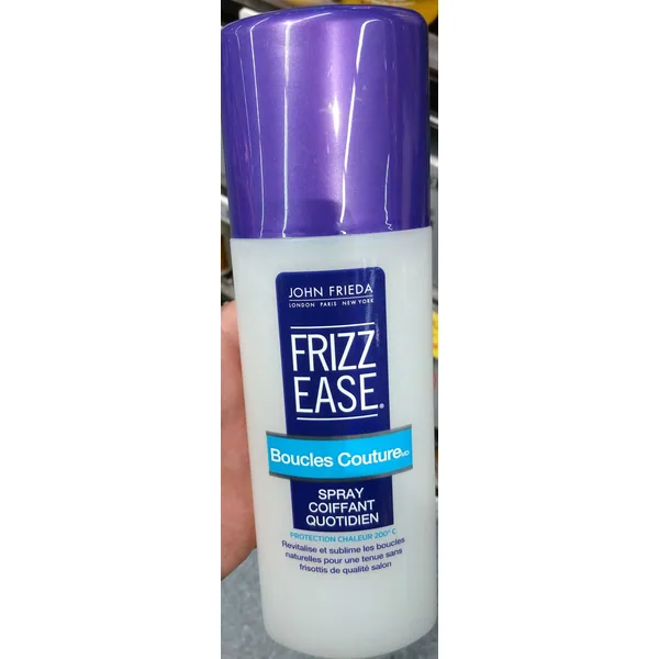 John Frieda Frizz Ease Boucles Couture Spray coiffant quotidien in 200 ml retail packaging